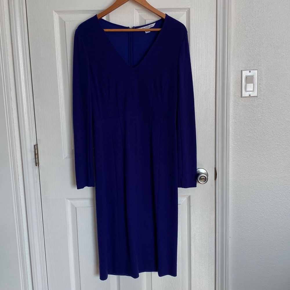 Diane Von Furstenberg V-neck dress